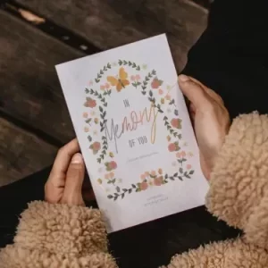A Memory of You - Guided Baby Memorial Journal